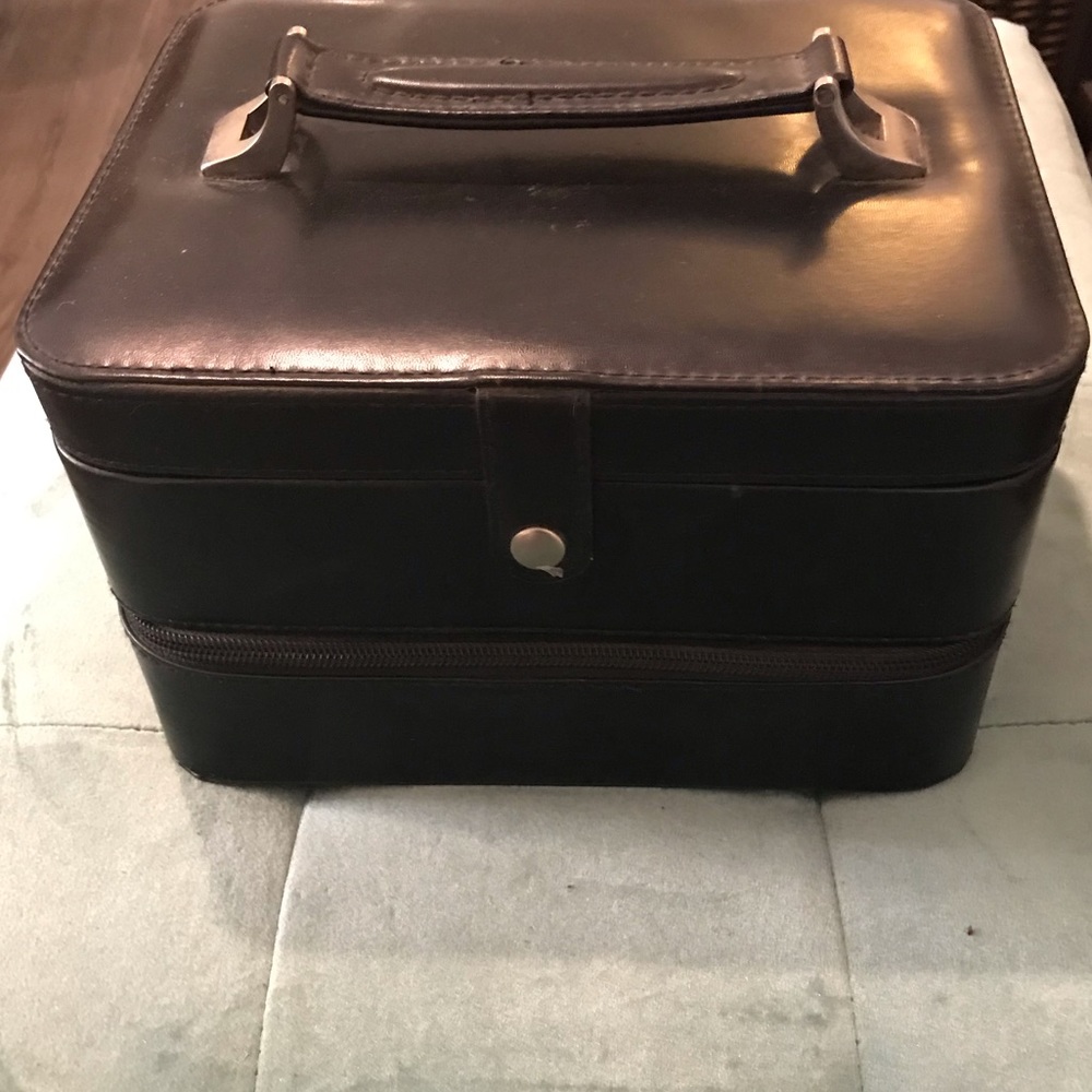 Make Up Bag - Double Compartment - Black